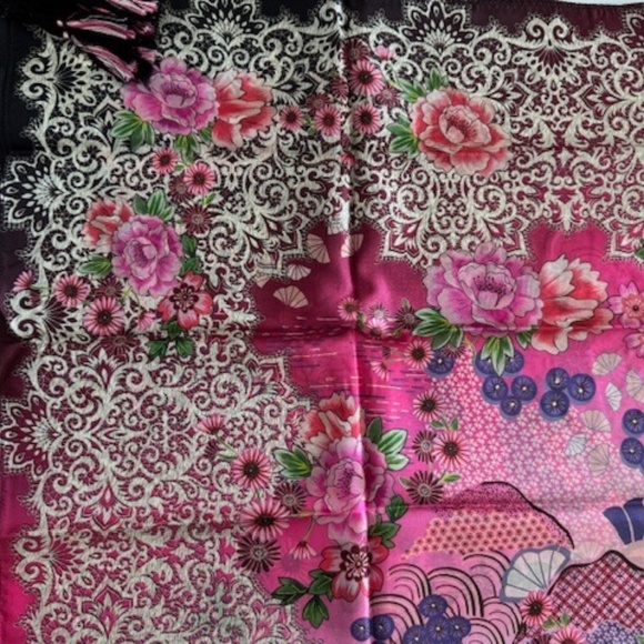 Johnny Was Pink Lace Silk Scarf Square Large Bold Floral Black Flower Tassels NW - Picture 5 of 6
